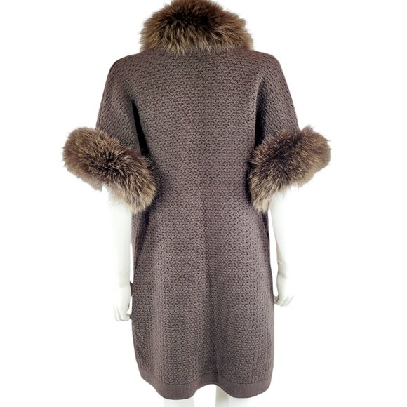 Loro Piana Baby Cashmere and Blue Frost Fox Fur Cardigan - Picture 4 of 9